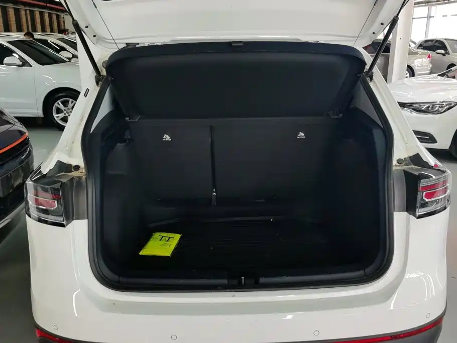 Volkswagen Tharu 2025