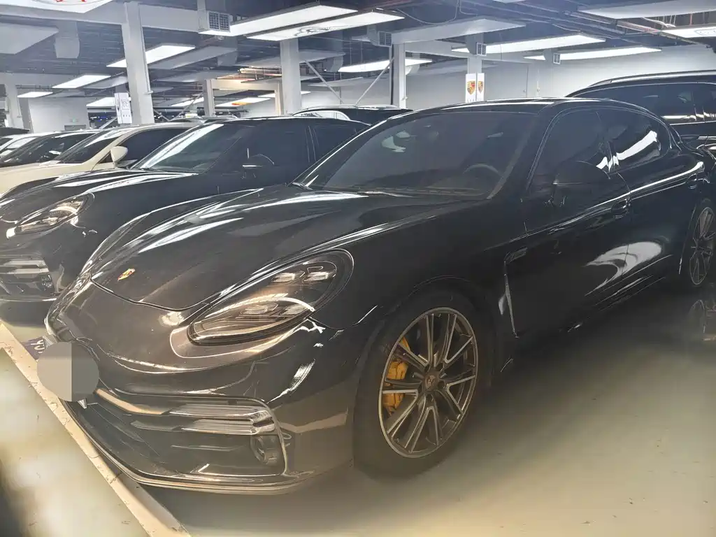 Porsche Panamera 2015 — фото 1