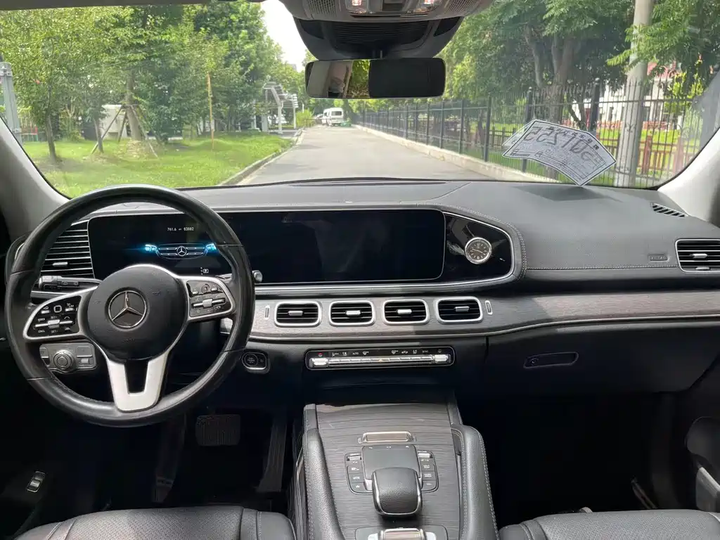 Mercedes-Benz GLE 2021
