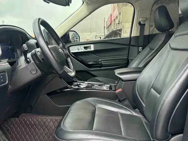 Ford Explorer 2022