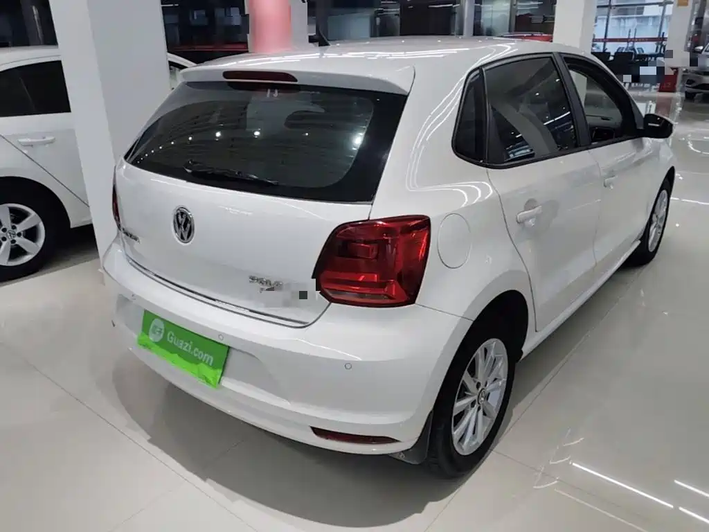 Volkswagen Polo 2015