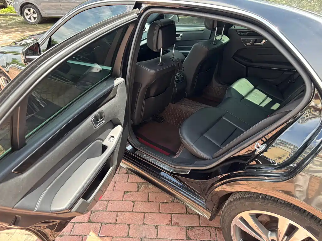 Mercedes-Benz E-Class 2014