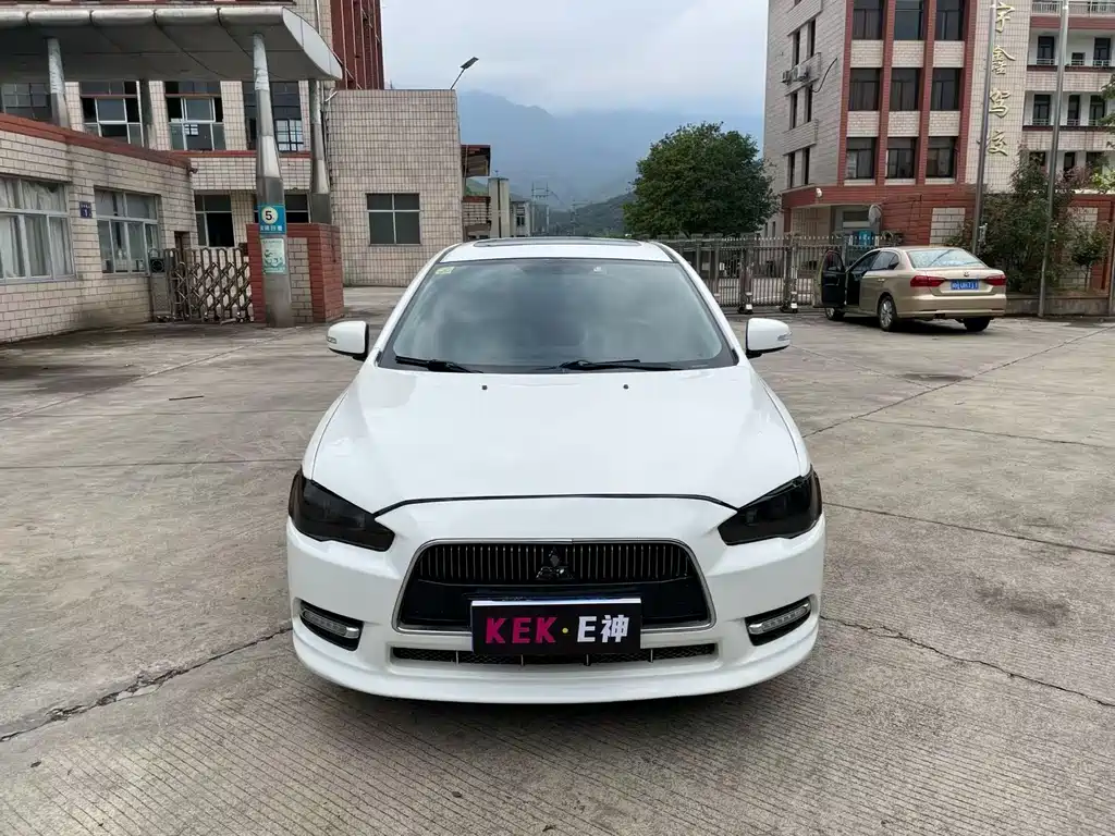 Mitsubishi Lancer EX 2014 — фото 2