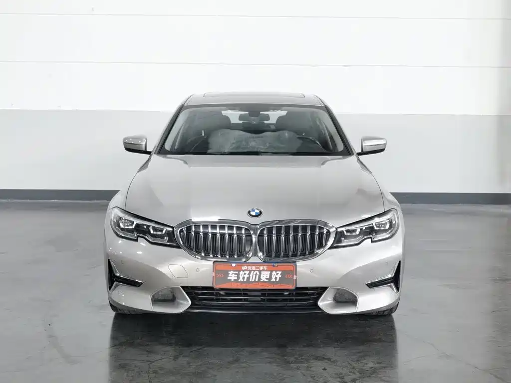 BMW 3 Series 2019 — фото 3