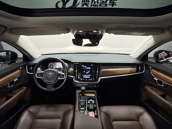 Volvo S90 2019