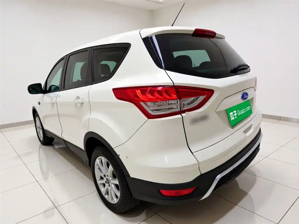 Ford Kuga 2016