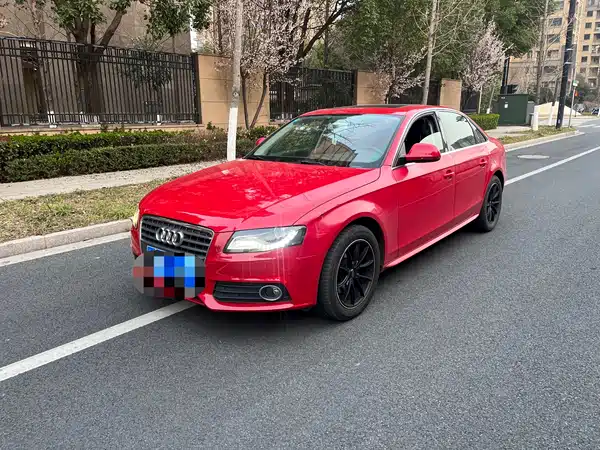 Audi A4L 2012