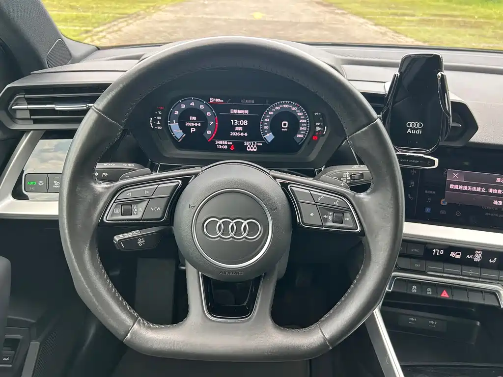 Audi A3 2022 — фото 12