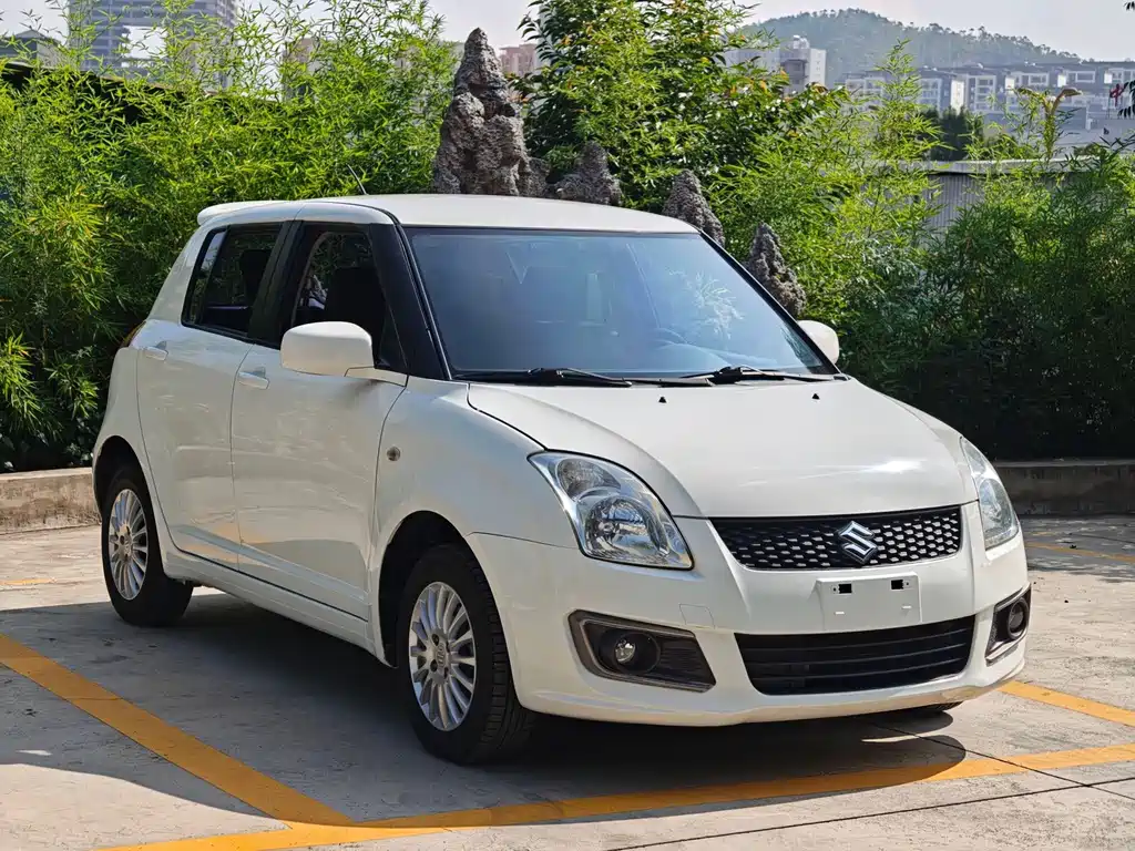 Suzuki Swift 2015 — фото 3