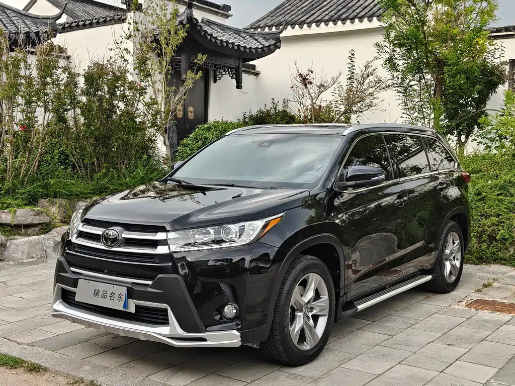 Toyota Highlander 2021