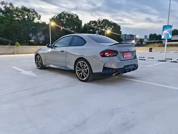 BMW M240i 2024