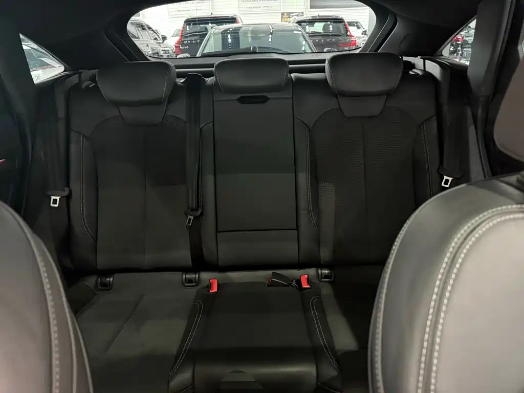 Audi Q5L Sportback 2021