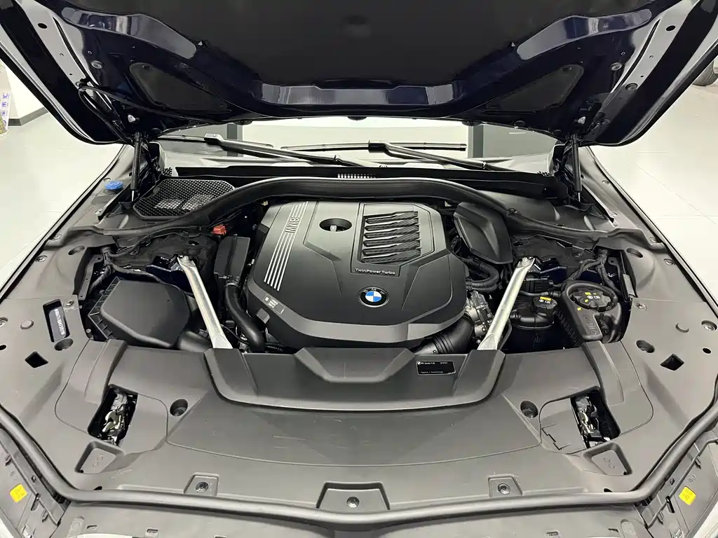 BMW 7 Series 2021 — фото 18