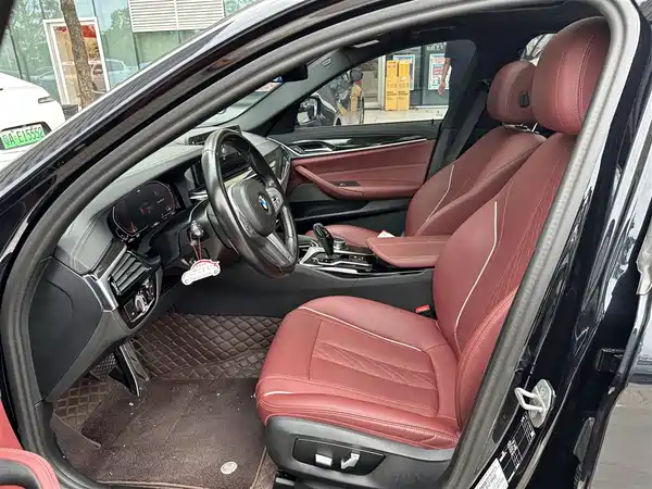 BMW 5 Series 2023