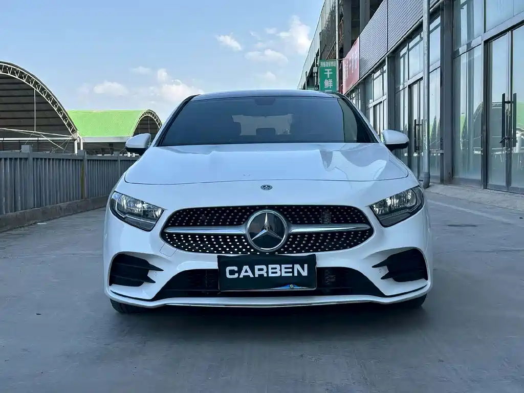 Mercedes-Benz A-Class 2019 — фото 2
