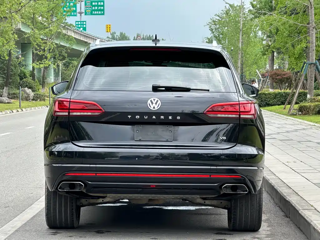Volkswagen Touareg 2020 — фото 5