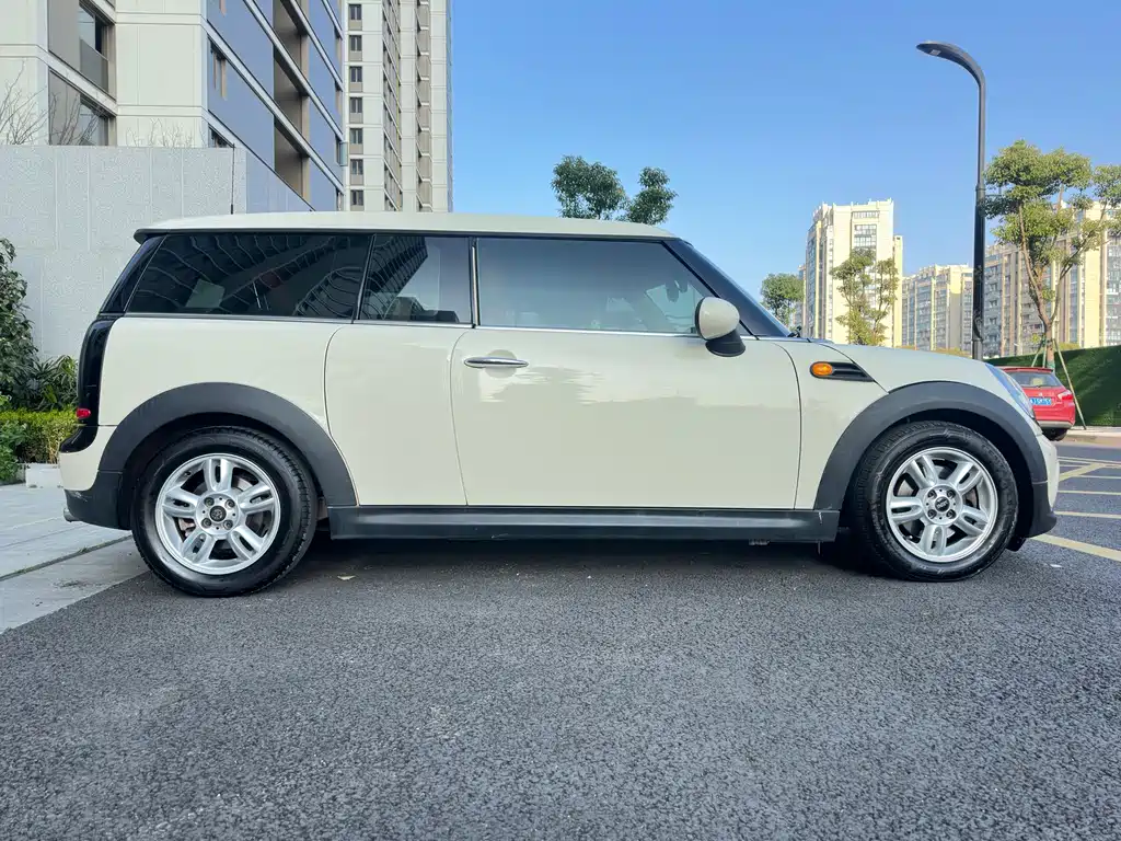 MINI Clubman 2014 — фото 4