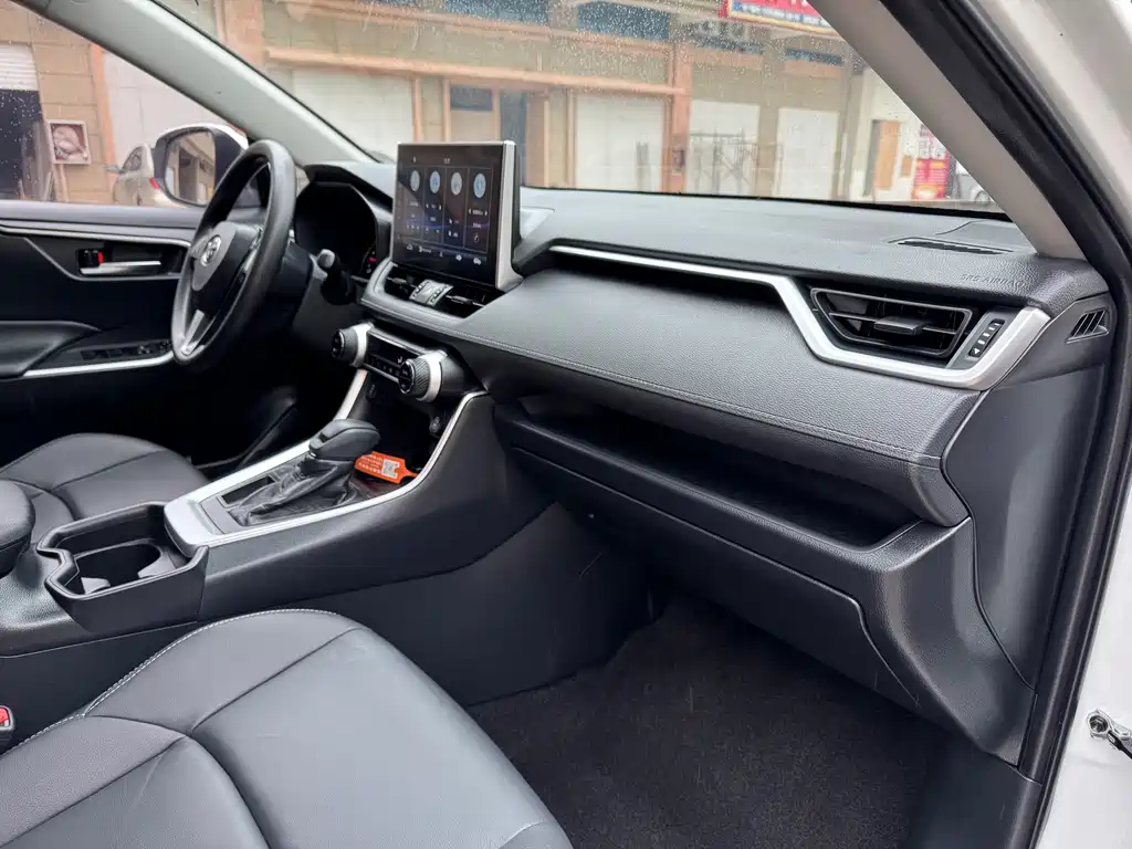 Toyota Wildlander 2020 — фото 13