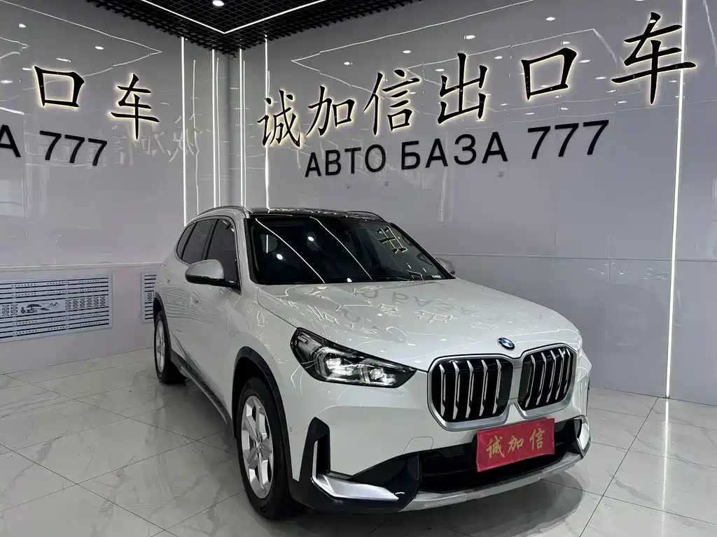 BMW X1 2023 — фото 3