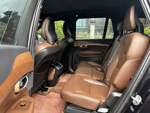 Volvo XC90 2023