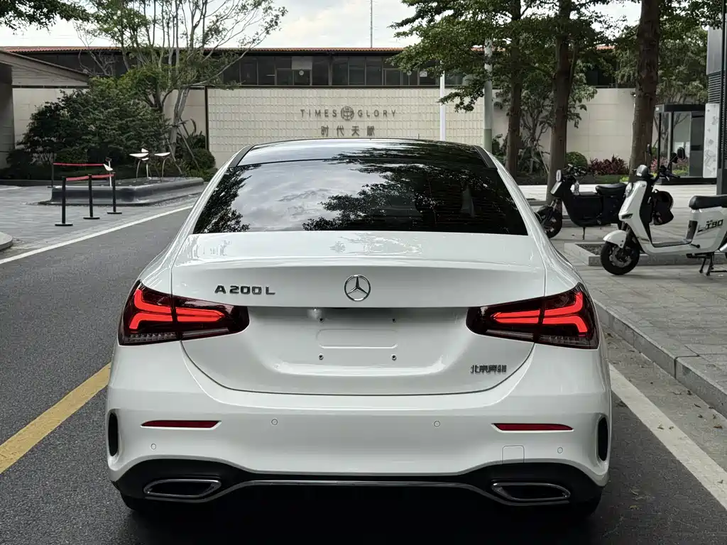Mercedes-Benz A-Class 2022 — фото 10