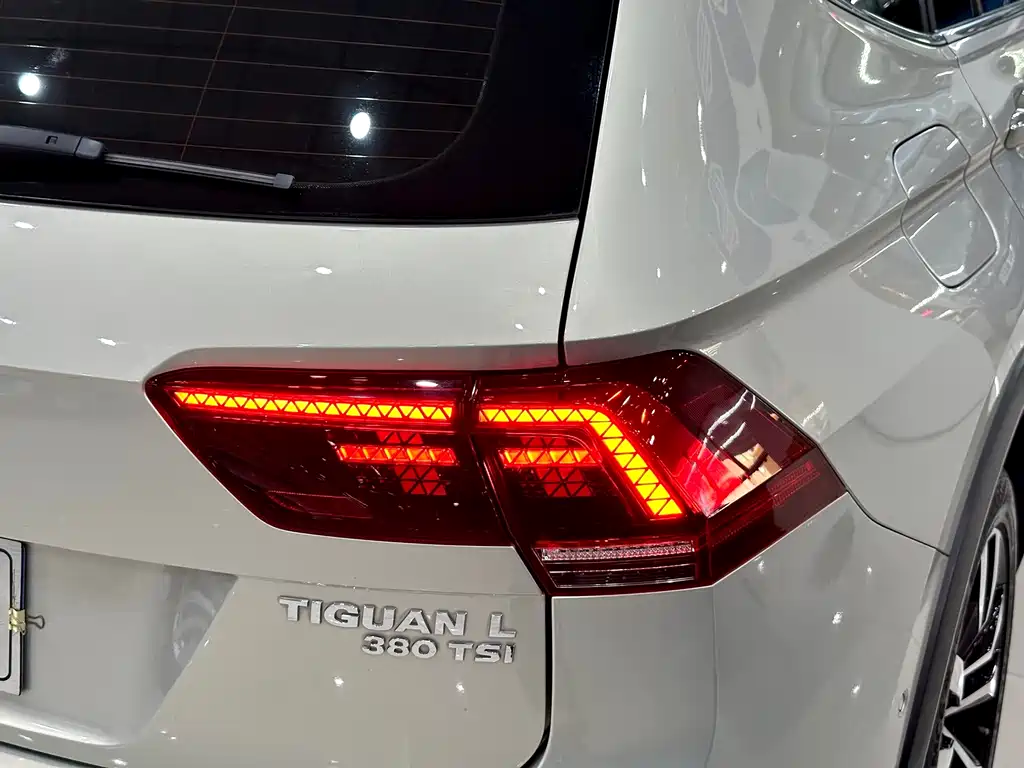 Volkswagen Tiguan L 2019 — фото 33