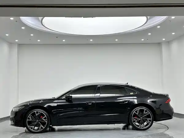 Audi A7L 2024