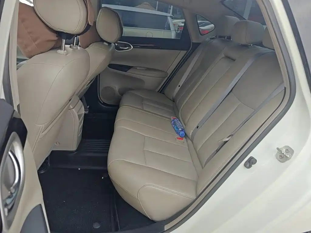 Nissan Sylphy 2017 — фото 17