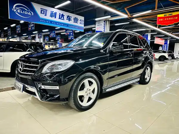 Mercedes-Benz M-Class 2015