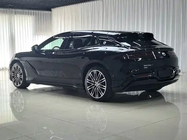 Denza Z9GT 2026