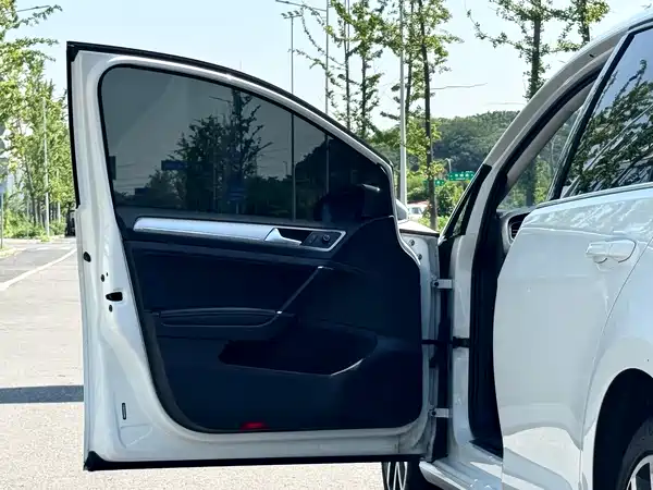 Volkswagen Golf 2020