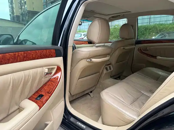 Toyota Crown 2007