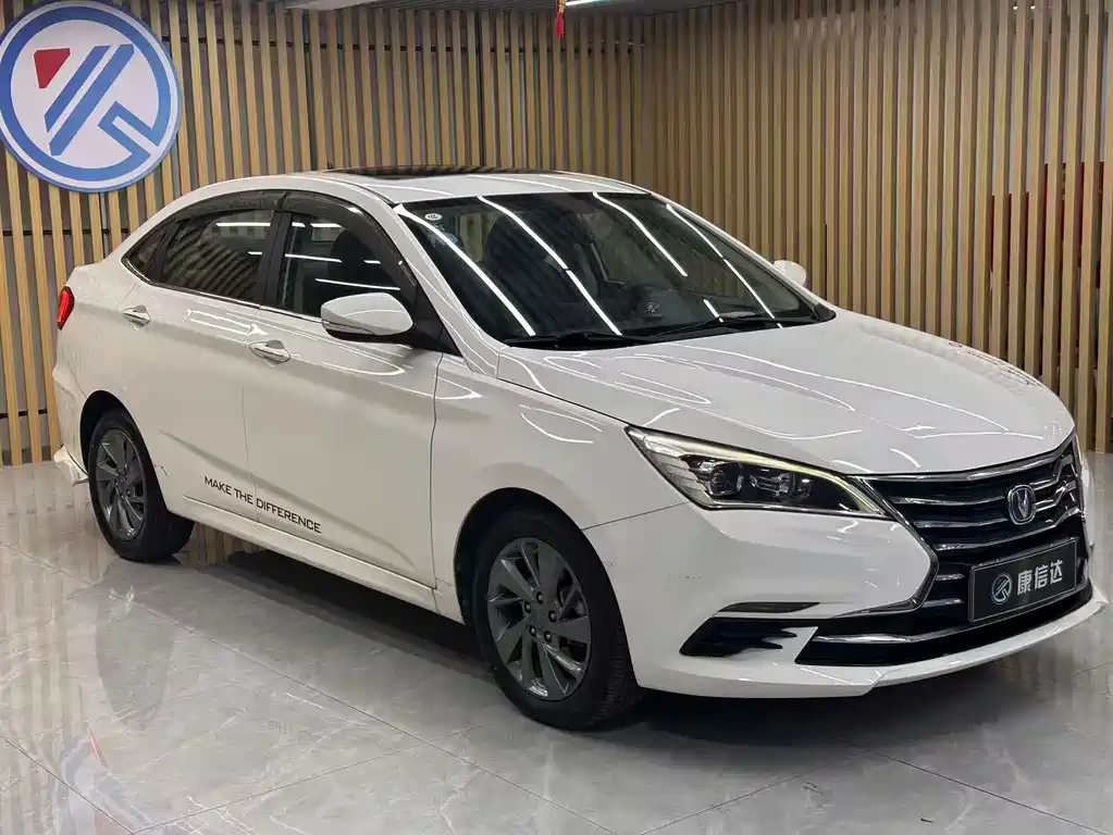 Changan Eado DT 2019 — фото 3