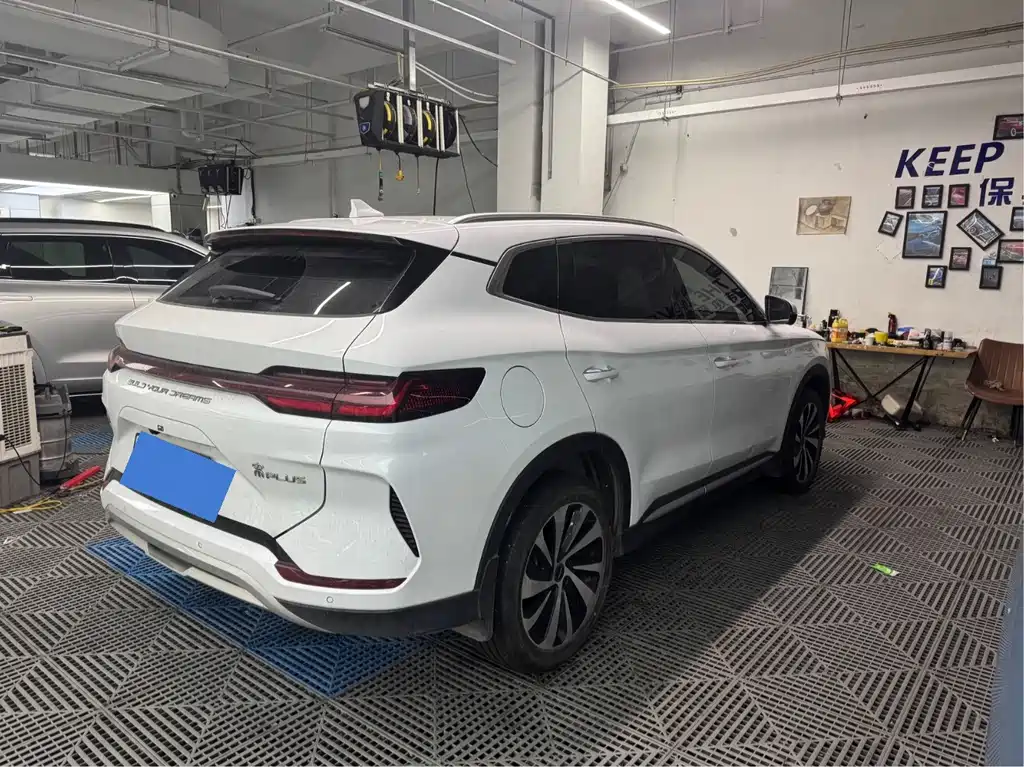 BYD Song PLUS New Energy 2023 — фото 17