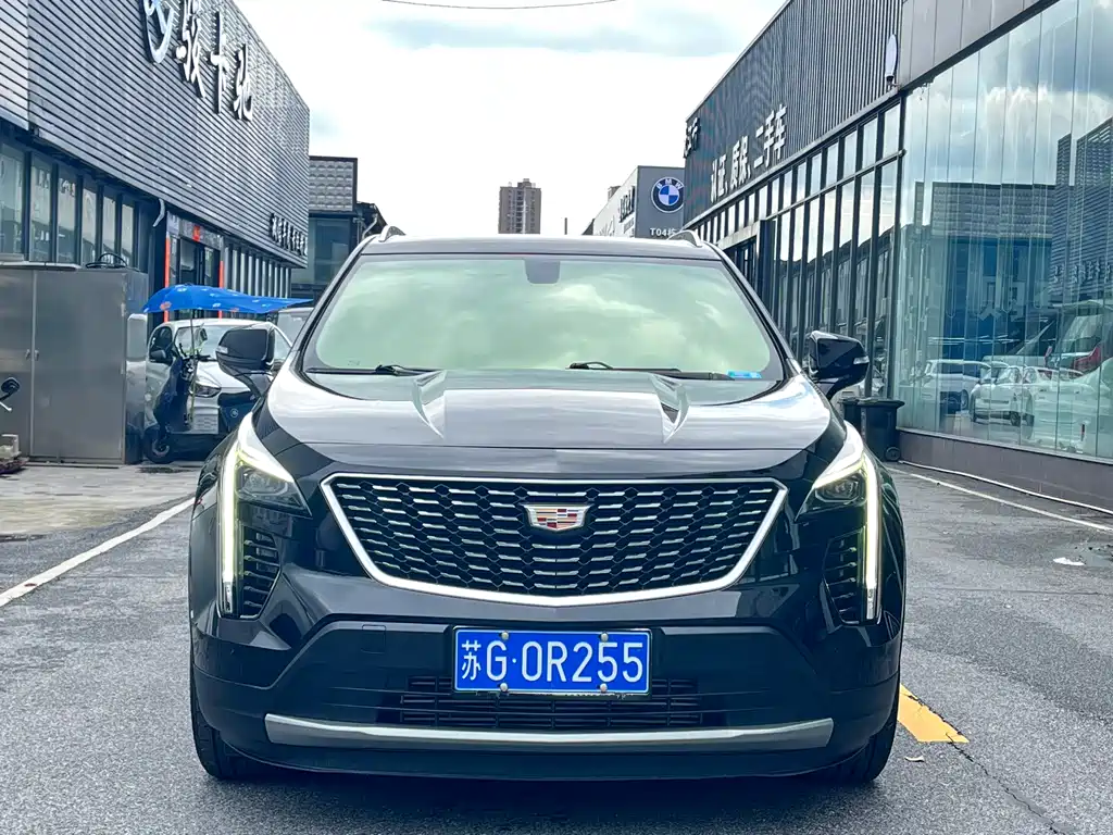 Cadillac XT4 2021 — фото 2