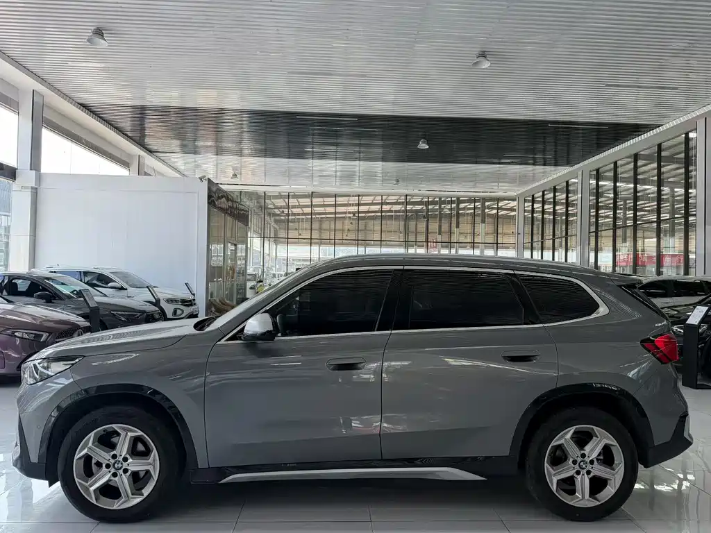 BMW X1 2023 — фото 3