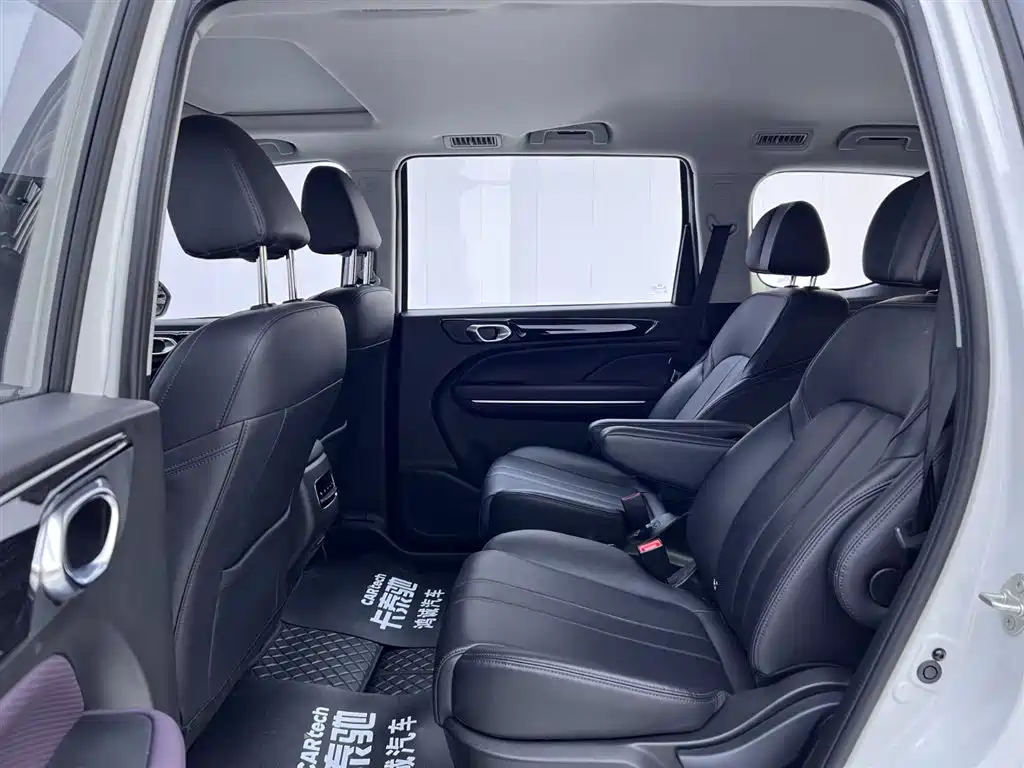 GAC Motor Trumpchi M6 2025 — фото 18