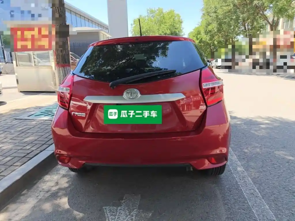 Toyota Yaris L 2018 — фото 6