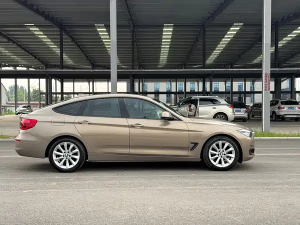 BMW 3 Series GT 2019