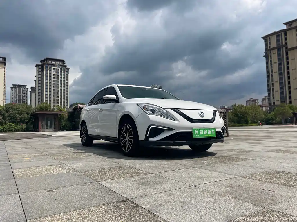 Dongfeng Fengxing S50EV 2021 — фото 3