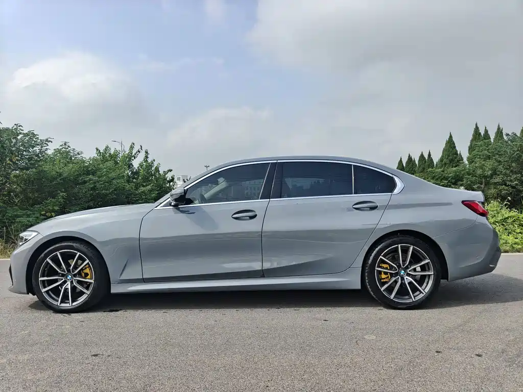 BMW 3 Series 2020