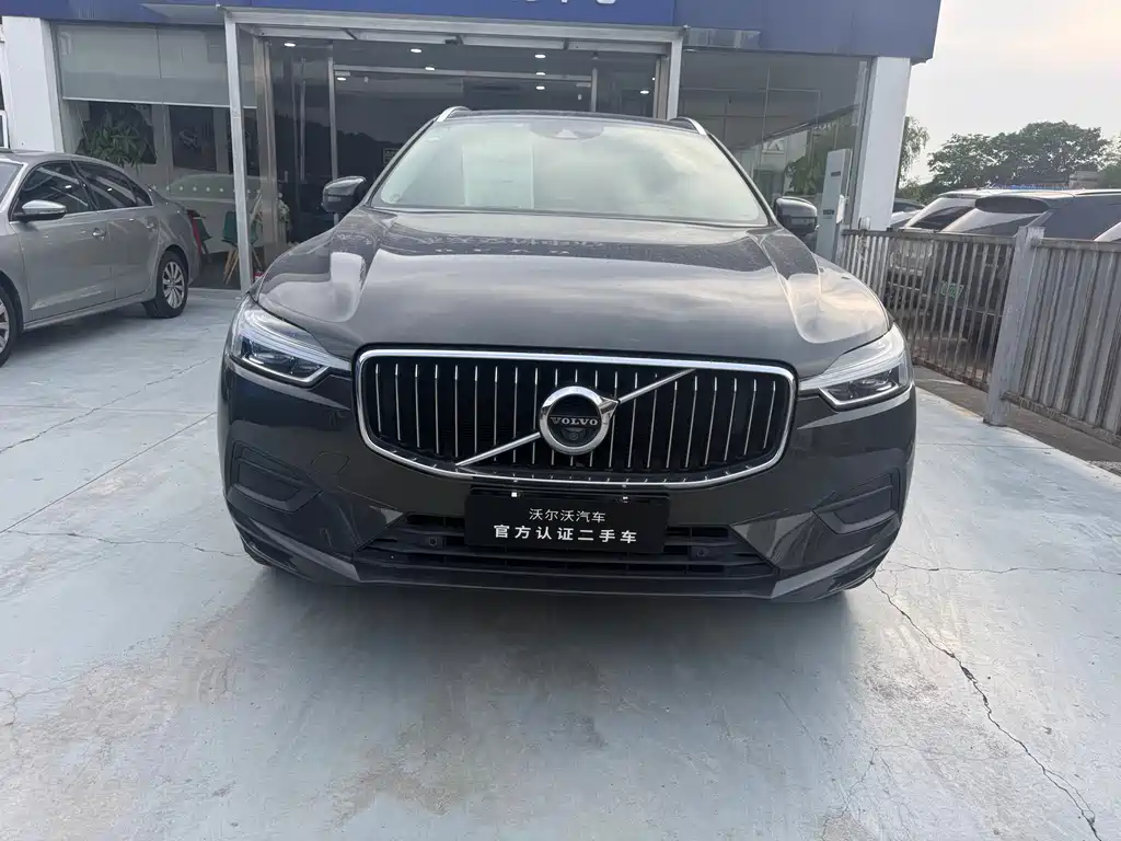 Volvo XC60 2019 — фото 3