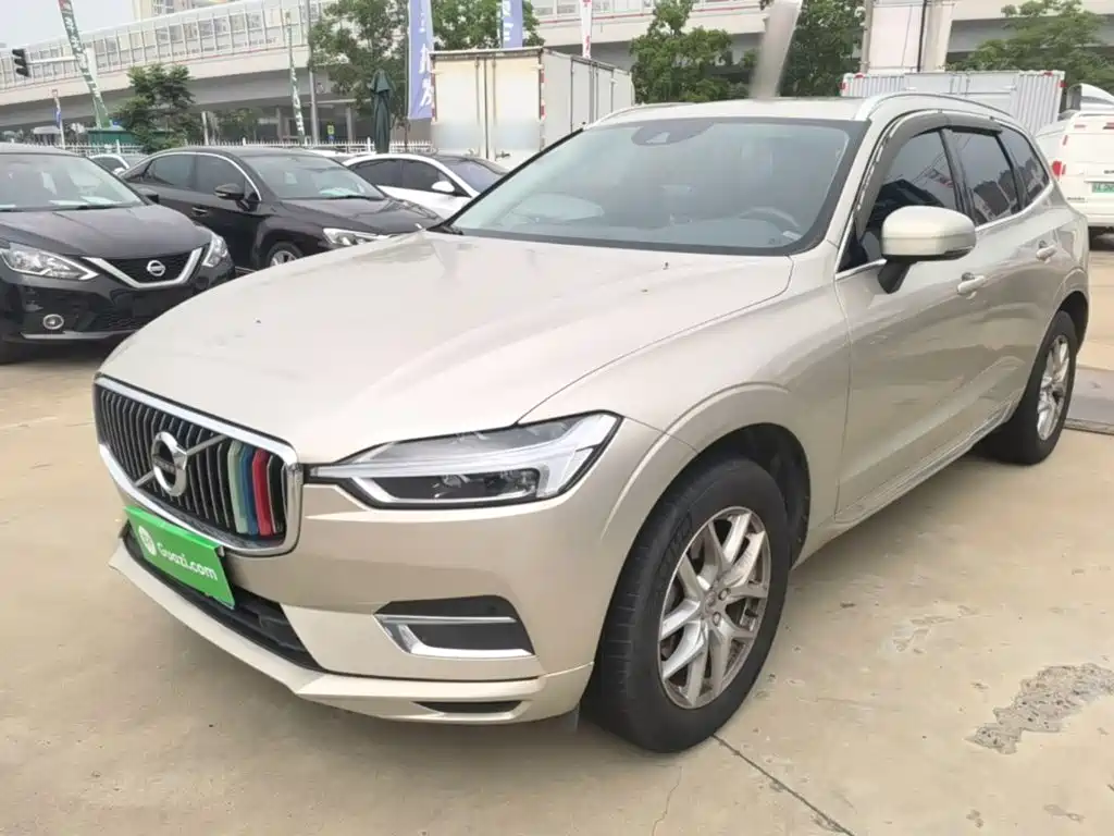 Volvo XC60 2020 — фото 2