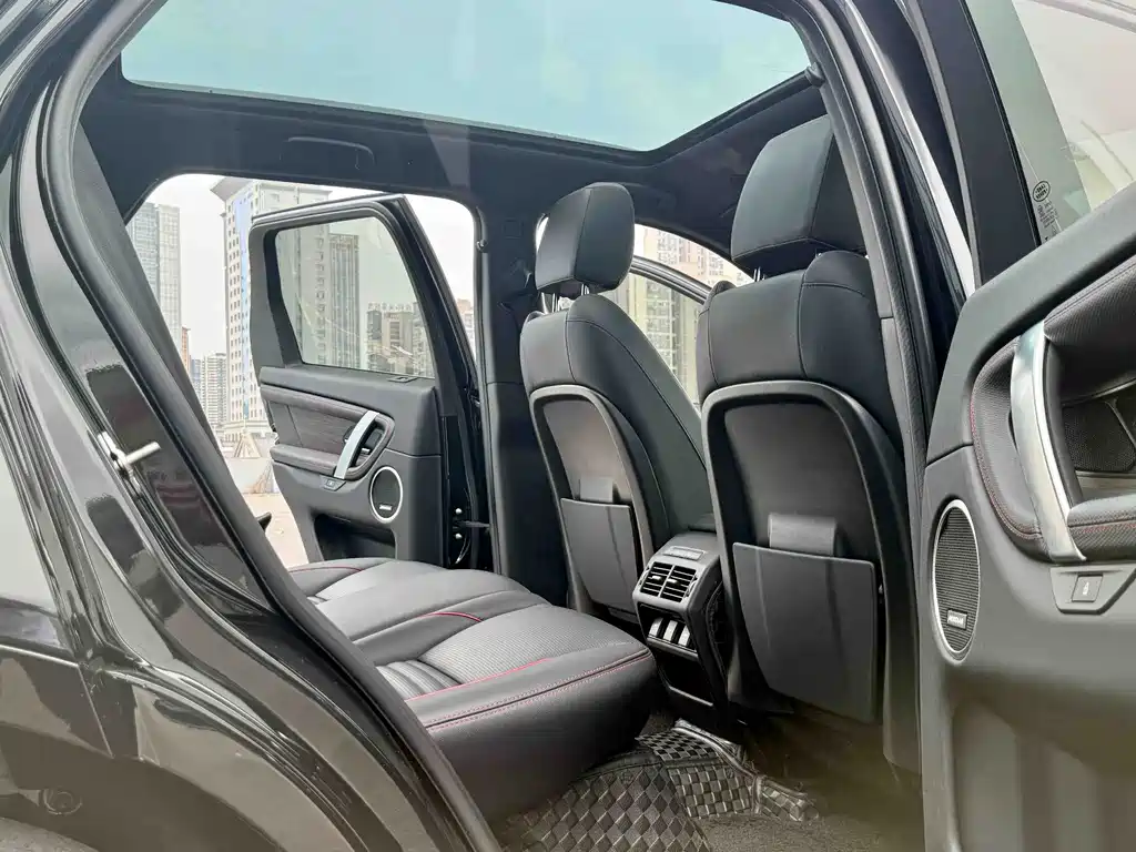 Land Rover Discovery Sport 2022 — фото 9