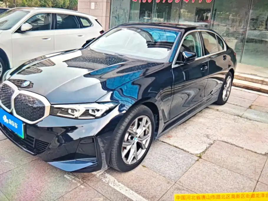 BMW i3 2025 — фото 1