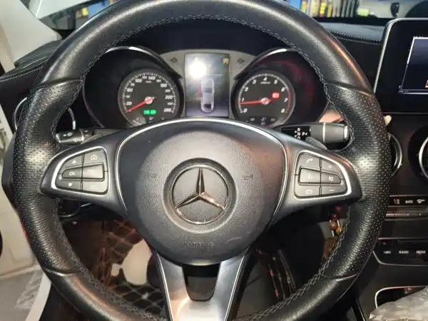 Mercedes-Benz C-Class 2018