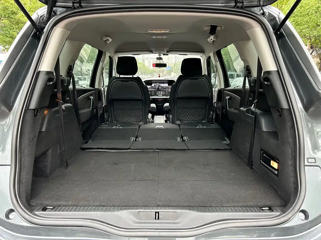 Citroën C4 PICASSO 2017 — фото 24