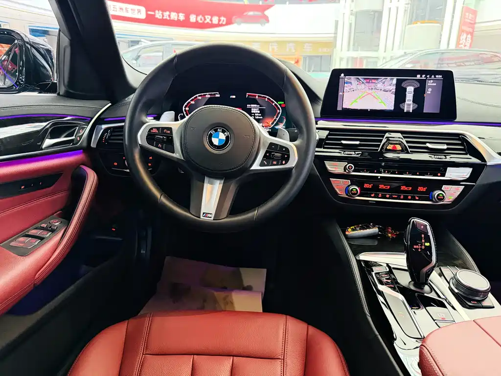 BMW 5 Series 2020 — фото 9