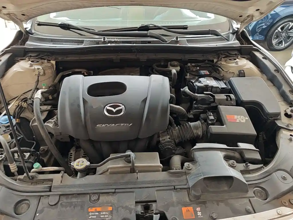 Mazda 3 Axela 2016 — фото 20