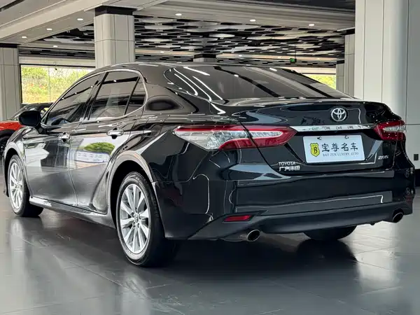 Toyota Camry 2018